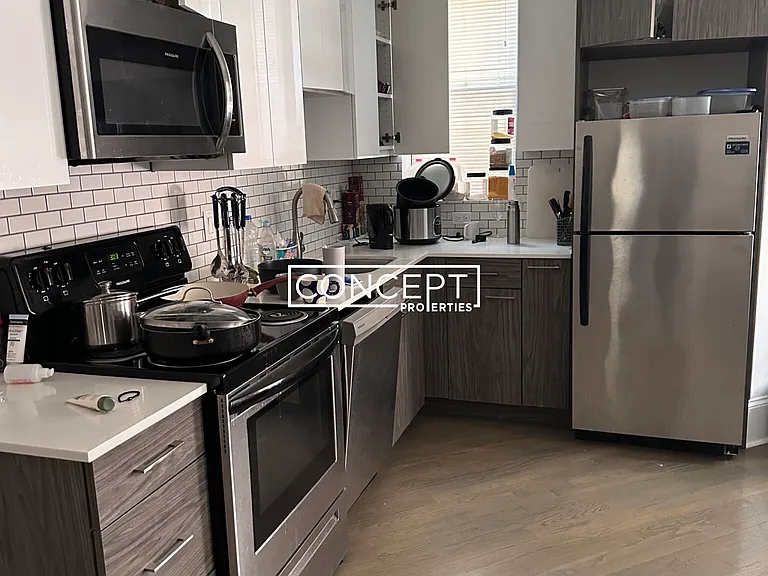 11 Queensberry St #7CP — Photo 1