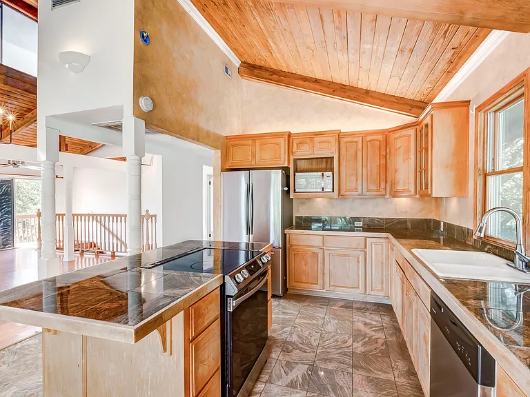 208 Westhaven Dr — Photo 17