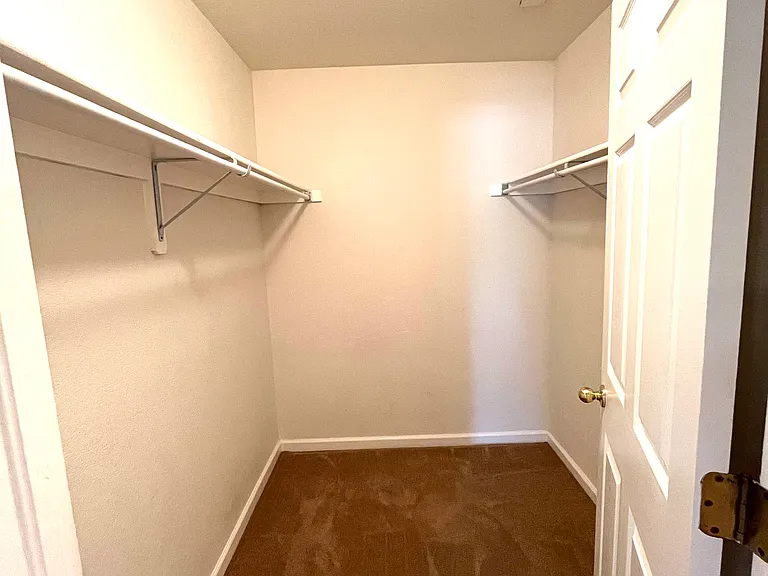 5225 White Willow Dr #H110 — Photo 17