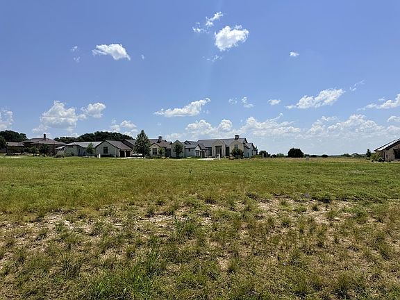 5th image of 1112 Pinnacle View Dr
