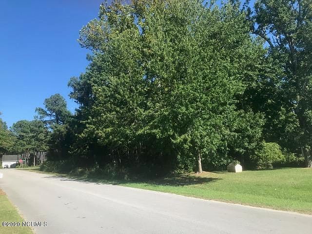 1st image of 738 Comet Dr
