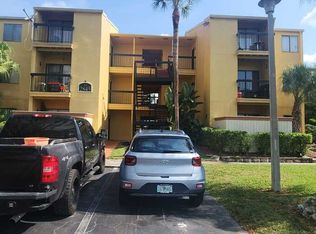 2845 Winkler Ave APT 317, Fort Myers, FL 33916
