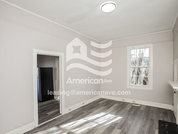 1732_003_wm_-_living_room_13528860.jpg