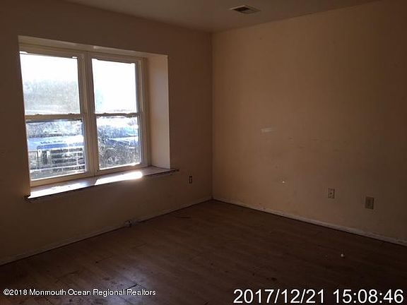 3rd image of 274 Woodlake Manor Dr #1000