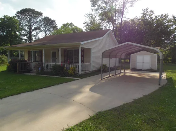 63 Seminole Rd, Cartersville, GA 30121