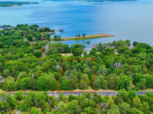 3 Shiloh Rd, Streetman, TX 75859