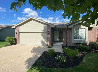7005 S 156th Avenue Cir, Omaha, NE 68136