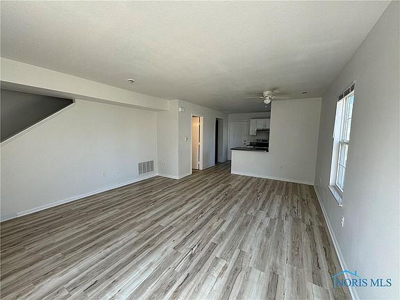 2nd image of 1024 Valerian Ct