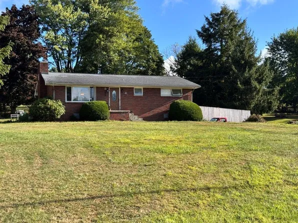 820 Main St, Strattanville, PA 16258