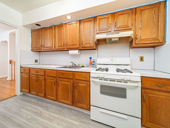 5th image of 99-41 64th Ave APT B9