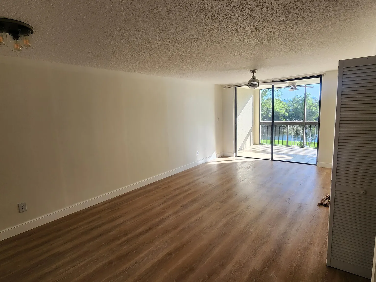 1 bed, 1.0 bath, 746 sqft, $2,275 — Photo 4