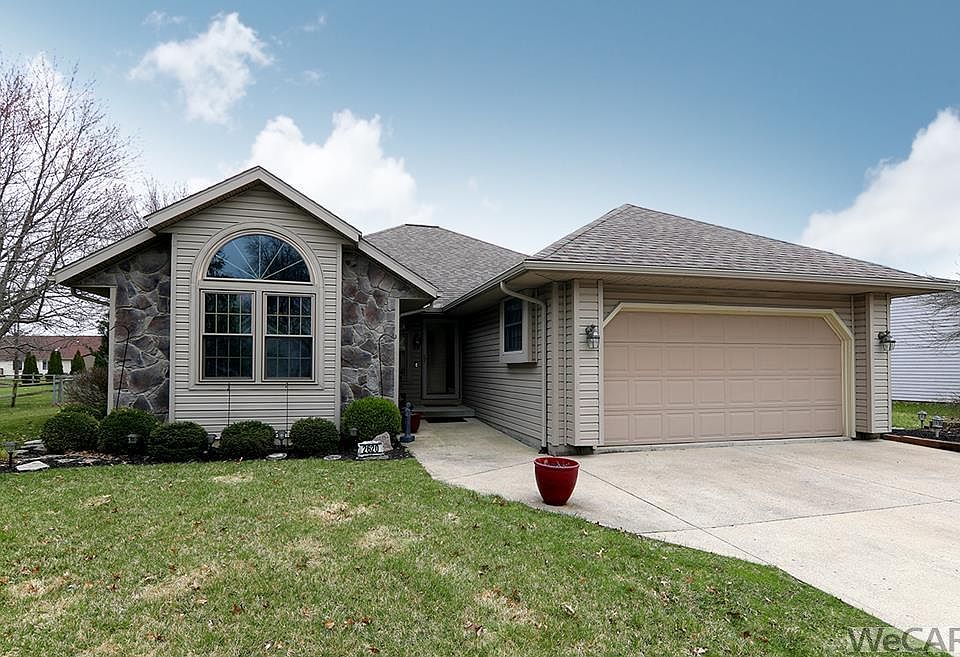 1st image of 2620 Carolyn Dr