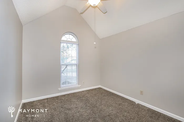 3 Danrock Ct — Photo 10