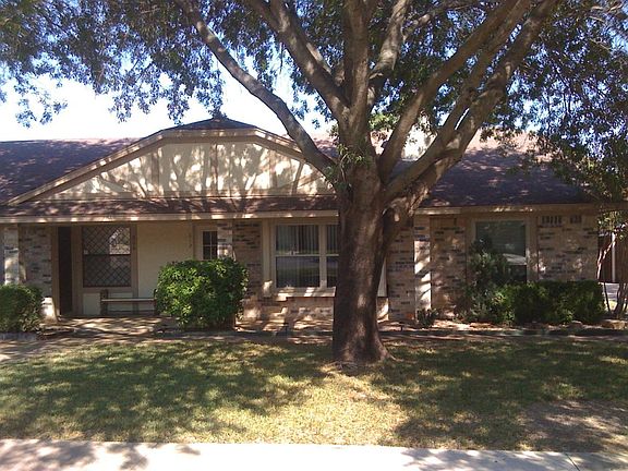 2nd image of 812 Little Creek Dr