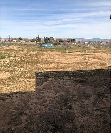 5th image of 17242 Manzanita St