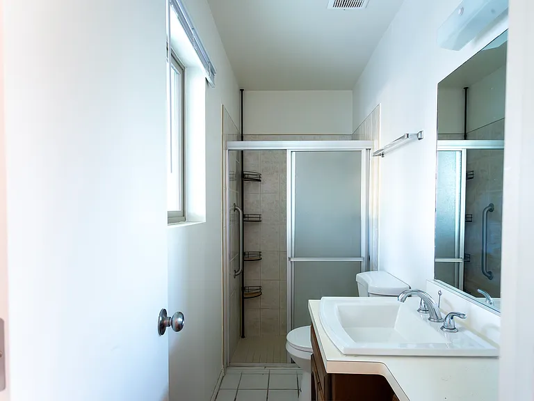 1714 W Meadow Hills Dr — Photo 31