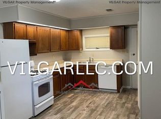 905 McCord Rd, Valparaiso, IN 46383