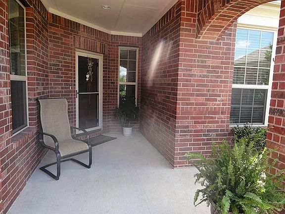 2nd image of 1618 Pelago St
