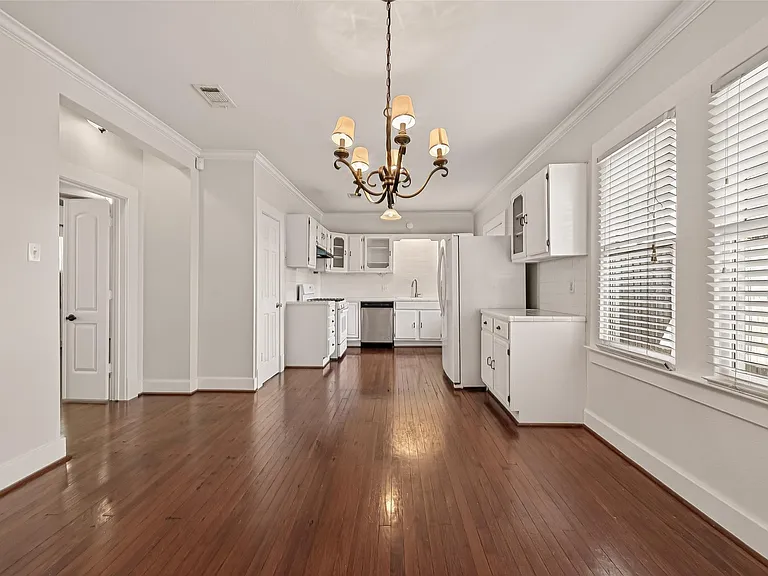 701 Highland St — Photo 29