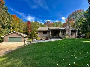 2958 Elm Ln, Wabeno, WI 54566