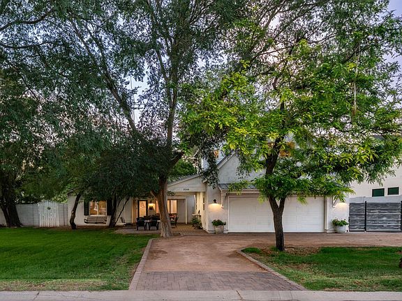 3rd image of 3244 E WELDON Avenue