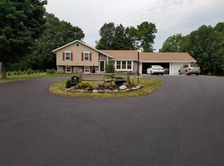 W239S8045 Sunset View Dr, Big Bend, WI 53103