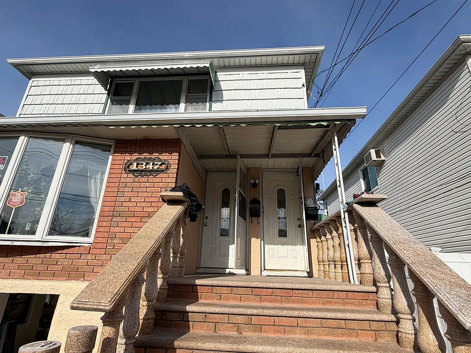 1347 Dickens St #2