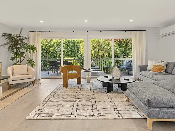 1561 Manning Ave APT 4, Los Angeles, CA 90024