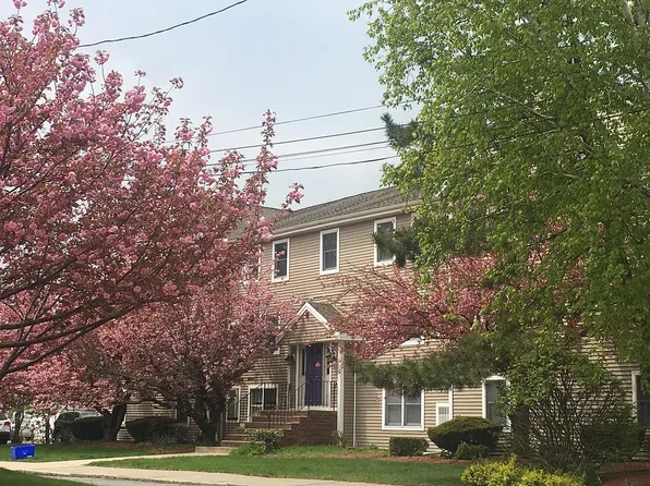 1 Maude St, Malden, MA