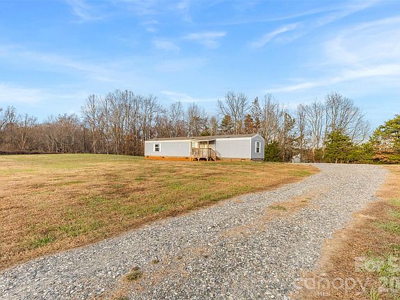 2nd image of 3051 Shoal Rd