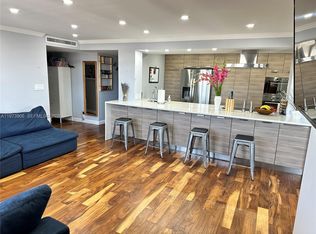 401 Golden Isles Dr APT 1013, Hallandale Beach, FL 33009
