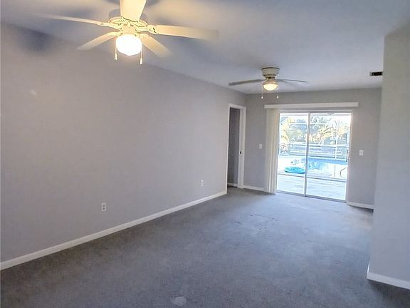 5th image of 232 SE 24th St