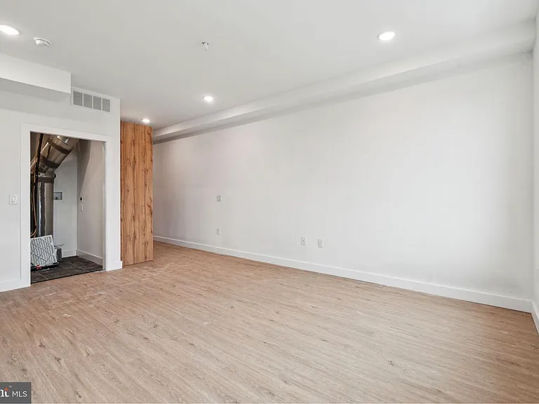 4163 Mantua Ave #2 — Photo 2