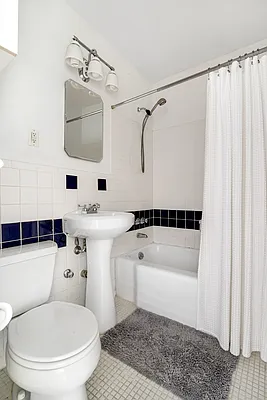 Sold by Compass | media 21