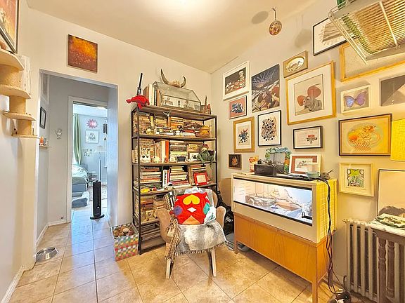3rd image of 6411 Myrtle Ave APT 2L