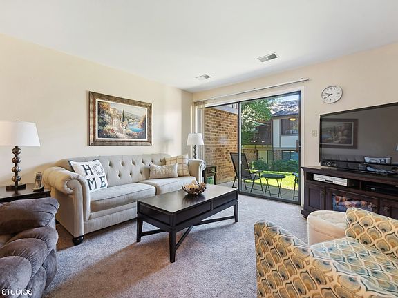 2nd image of 1009 E Kevin Cir APT 3