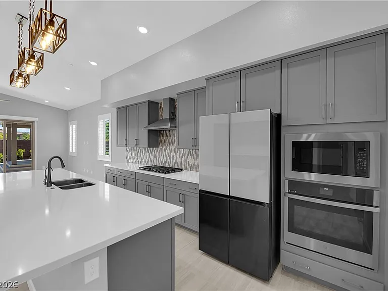 11909 Pippa Ave — Photo 6
