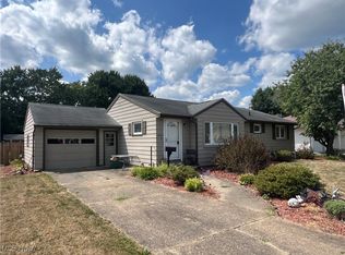 1022 Kaderly St NW, New Philadelphia, OH 44663
