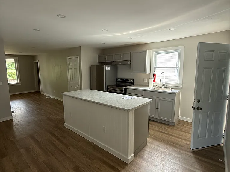 50 Main St #2 — Photo 1