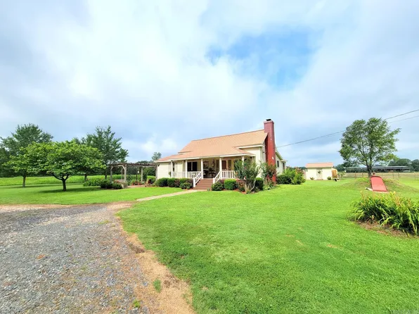 255 W Main, Lockesburg, AR 71846