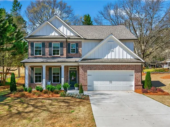 73 Belmont St, Jefferson, GA 30549