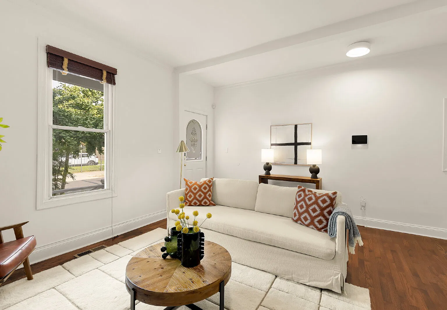 2 bed, 1.5 bath, 1200 sqft, $2,950 — Photo 3