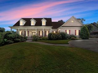 6212 Waters Edge Dr, Covington, GA 30014