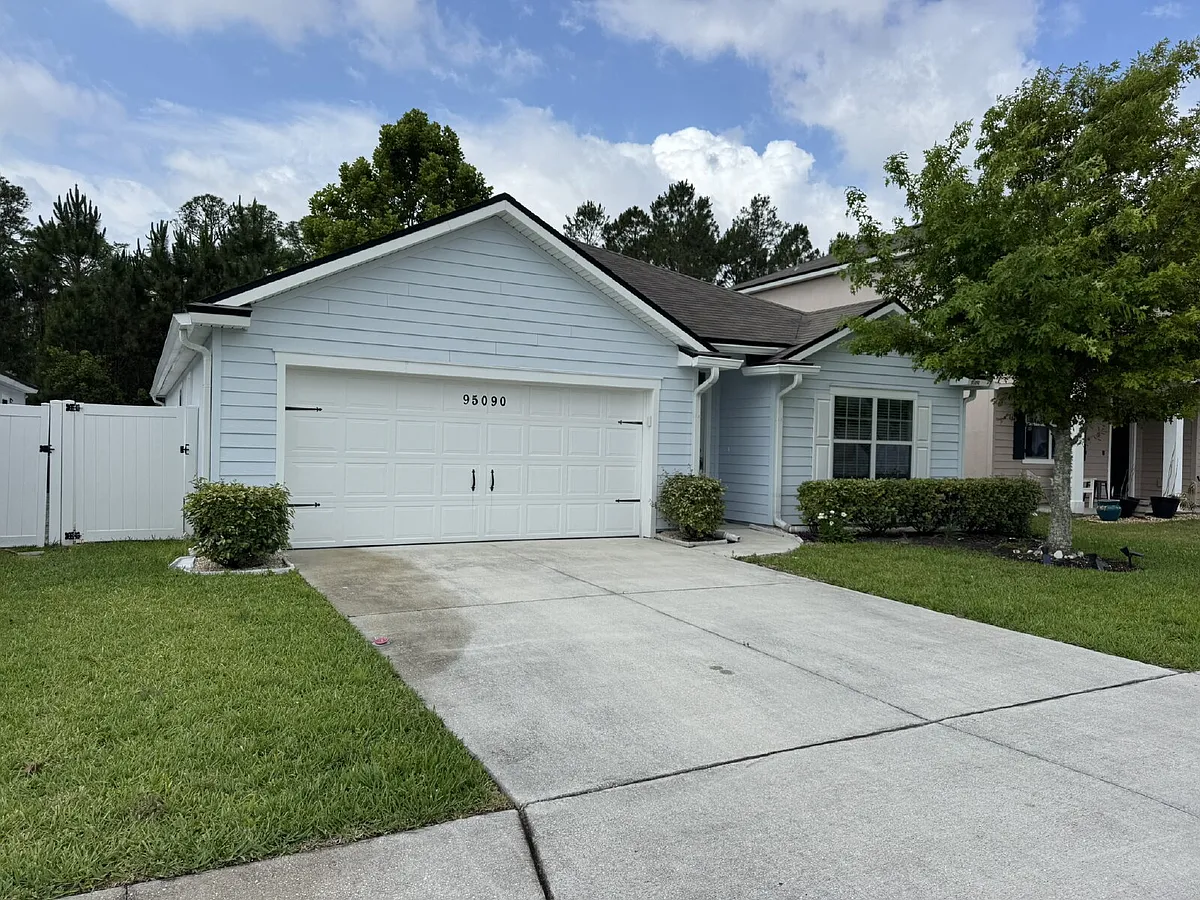 Building Photo - 95090 Timberlake Dr