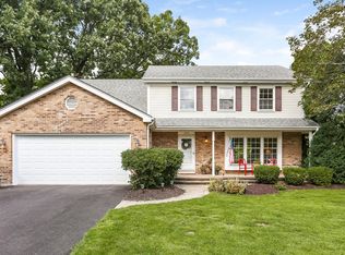 2982 Old Tavern Rd, Lisle, IL 60532