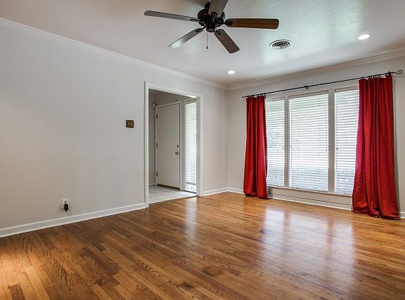 4th image of 2909 Marys Ln