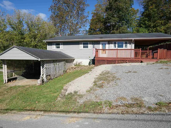 106 Mary Ann St, West Milford, WV 26451