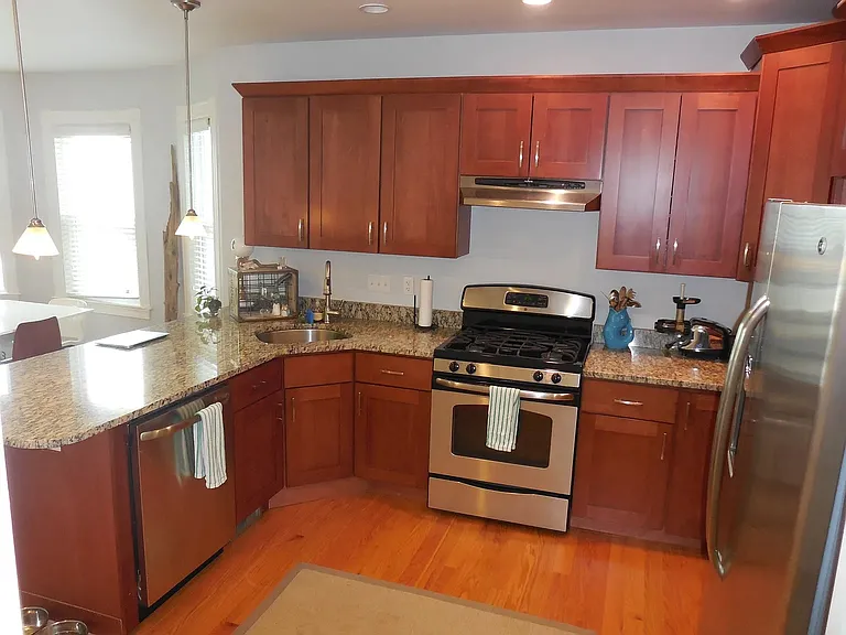84 Tower St #1 — Photo 7