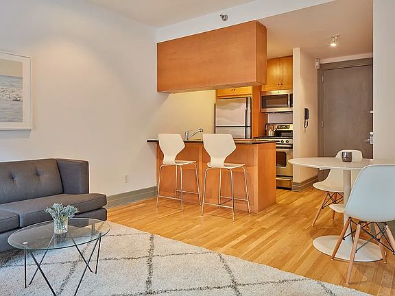 4th image of 125 Court St APT 4NP