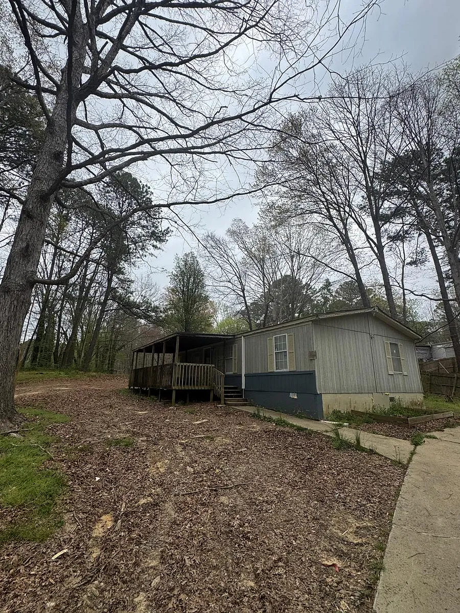 Building Photo - 176 Dolphin Dr SE